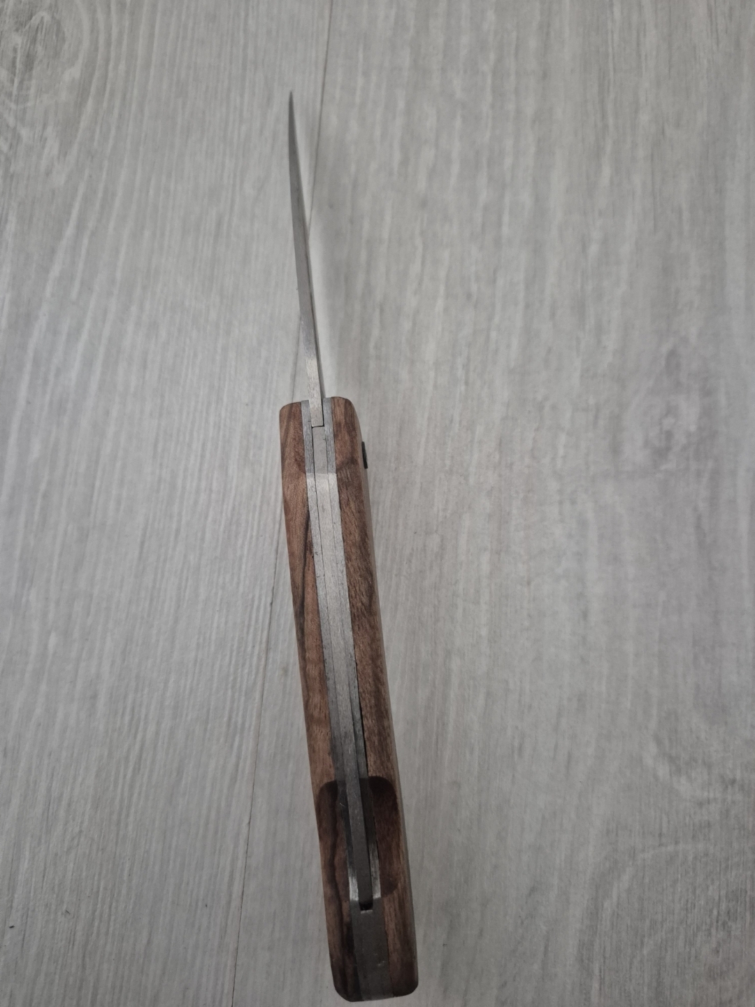 Ahşap kabzalı n690